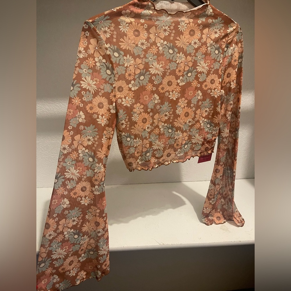 Boho floral mesh size Medium bell sleeve Mock neck crop top Coachella festival